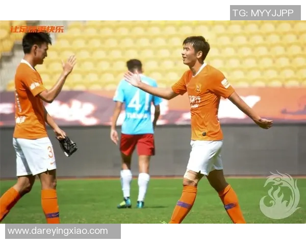 武汉羽毛球队的拼搏历程与大满贯荣耀之路的深度剖析 武汉羽毛球队的拼搏历程与大满贯荣耀之路的深度剖析